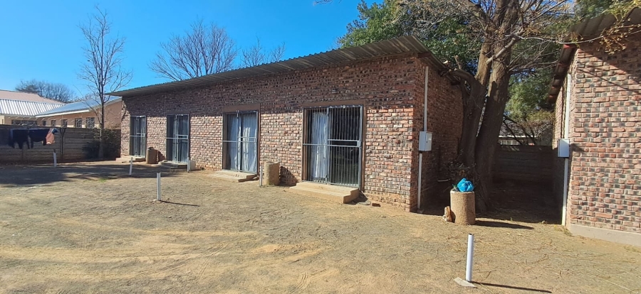 10 Bedroom Property for Sale in Universitas Free State